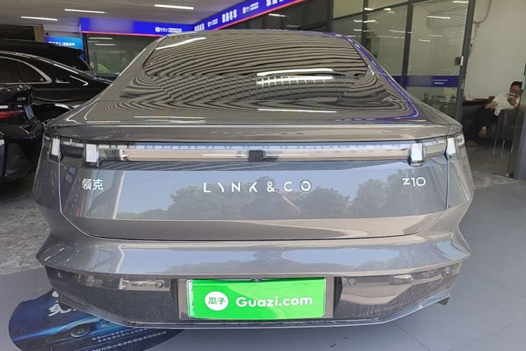 Used Lynk & Co Z10 2025 95 kWh 766 km Range Rear-Wheel Drive Max Rear