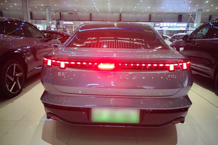 Used Lynk & Co Z10 2025 95 kWh 702 km All-Wheel Drive Intelligent Driving Ultra Rear