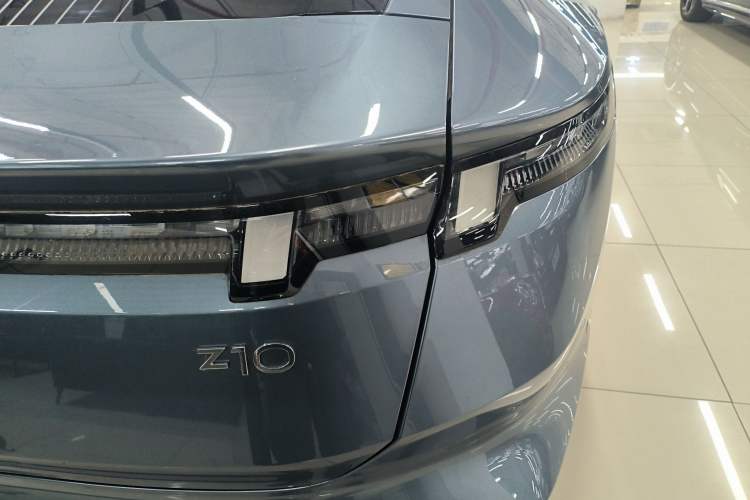 Used Lynk & Co Z10 2025 95 kWh 702 km All-Wheel Drive Intelligent Driving Ultra Right Rear Taillight