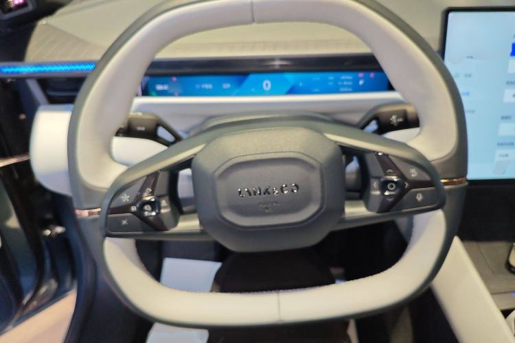 Used Lynk & Co Z10 2025 95 kWh 702 km All-Wheel Drive Intelligent Driving Ultra Steering Wheel