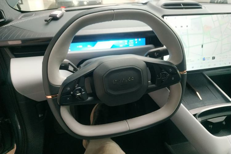 Used Lynk & Co Z10 2025 95 kWh 702 km All-Wheel Drive Intelligent Driving Ultra Steering Wheel