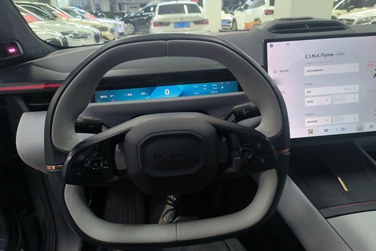 Used Lynk & Co Z10 2025 95 kWh 702 km All-Wheel Drive Intelligent Driving Ultra Steering Wheel