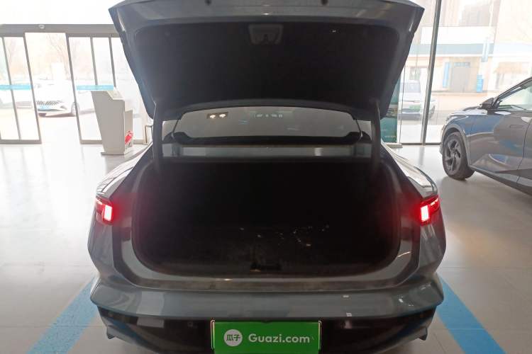 Used Lynk & Co Z10 2025 95 kWh 702 km All-Wheel Drive Intelligent Driving Ultra Trunk