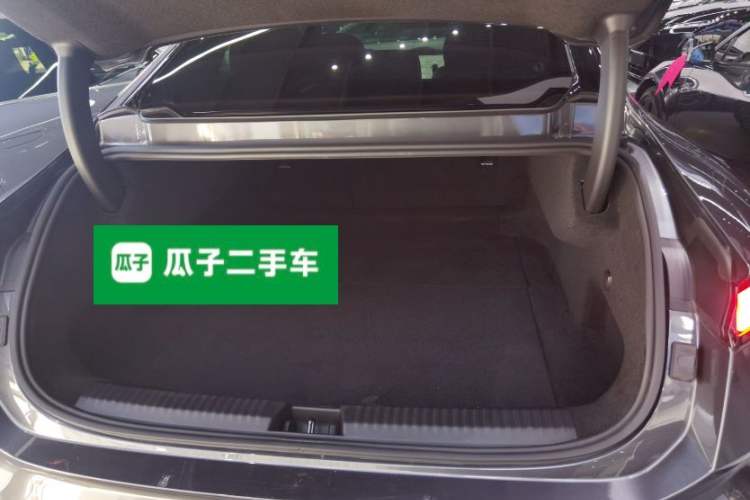 Used Lynk & Co Z10 2025 95 kWh 766 km Range Rear-Wheel Drive Max Trunk