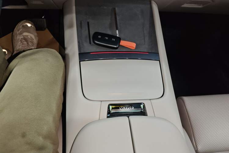Used Lynk & Co Z10 2025 95 kWh 702 km All-Wheel Drive Intelligent Driving Ultra Gear Lever
