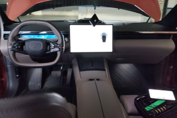 Used Lynk & Co Z10 2025 95 kWh 702 km All-Wheel Drive Intelligent Driving Ultra Center Console