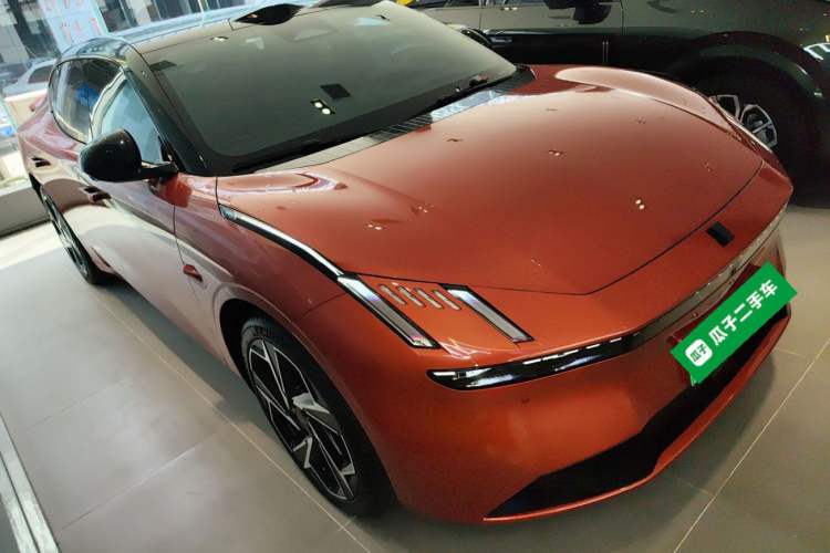 Used Lynk & Co Z10 2025 95 kWh 702 km All-Wheel Drive Intelligent Driving Ultra Front Right 45 Deg
