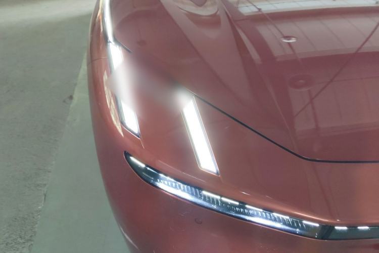 Used Lynk & Co Z10 2025 95 kWh 702 km All-Wheel Drive Intelligent Driving Ultra Right Front Headlight