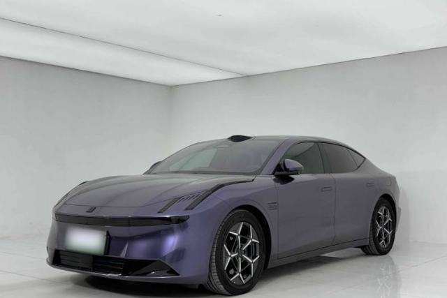 Used Lynk & Co Z10 2025 95 kWh 806 km Range Rear-Wheel Drive Advanced Driver-Assistance System Max