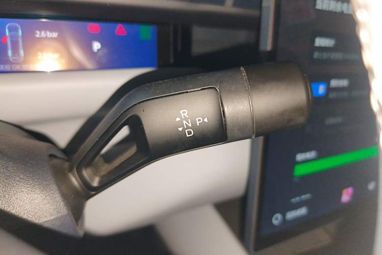 Used Lynk & Co Z10 2025 95 kWh 766 km Range Rear-Wheel Drive Max Gear Lever