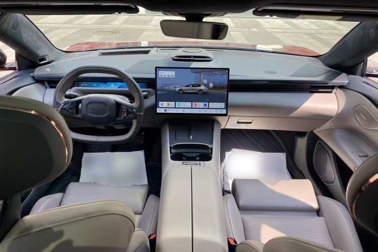 Used Lynk & Co Z10 2025 95 kWh 702 km All-Wheel Drive Intelligent Driving Ultra Center Console