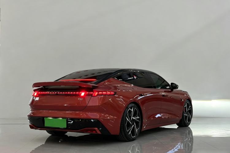 Used Lynk & Co Z10 2025 95 kWh 702 km All-Wheel Drive Intelligent Driving Ultra Exterior 1