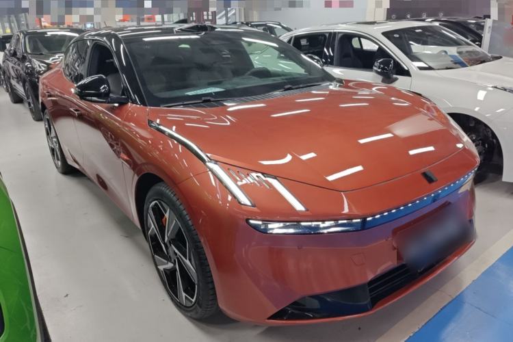Used Lynk & Co Z10 2025 95 kWh 702 km All-Wheel Drive Intelligent Driving Ultra Front Right 45 Deg