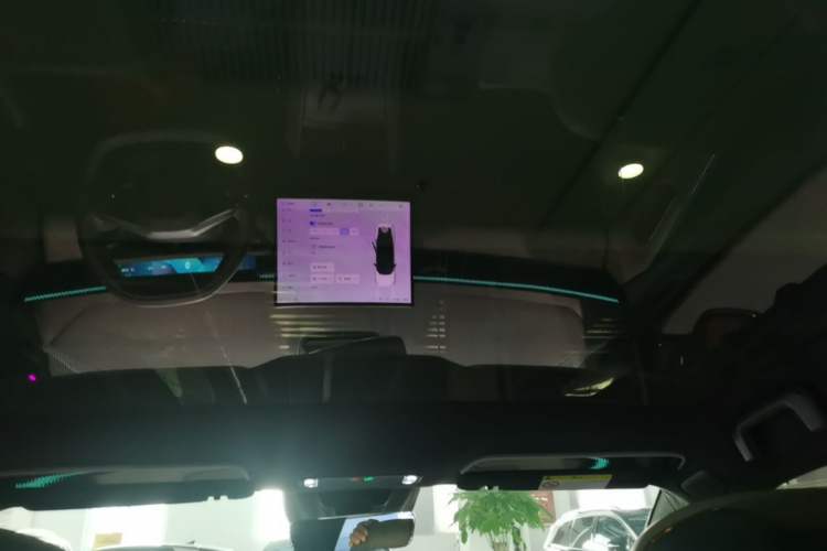 Used Lynk & Co Z10 2025 95 kWh 702 km All-Wheel Drive Intelligent Driving Ultra Headliner