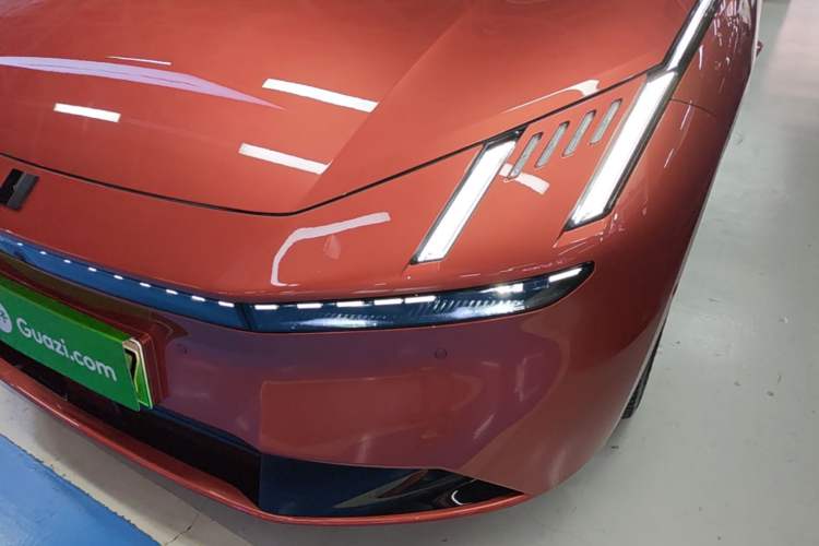 Used Lynk & Co Z10 2025 95 kWh 702 km All-Wheel Drive Intelligent Driving Ultra Left Front Headlight