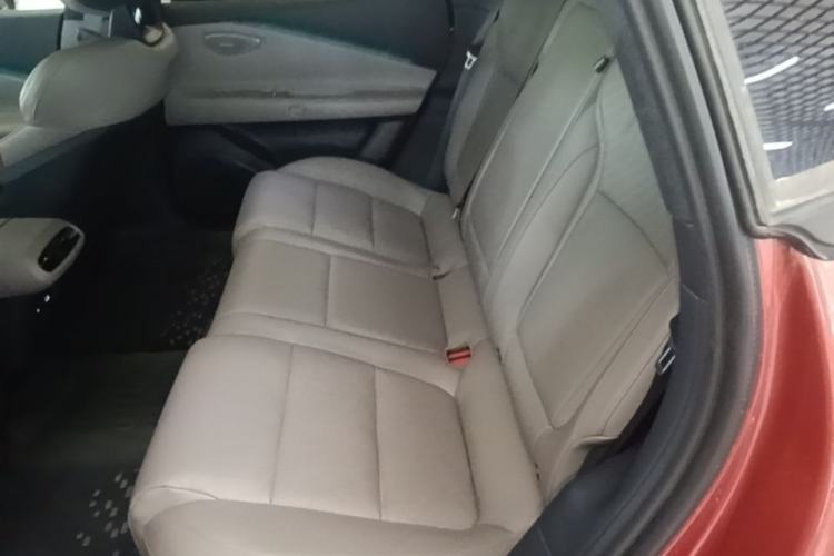 Used Lynk & Co Z10 2025 95 kWh 702 km All-Wheel Drive Intelligent Driving Ultra Left Rear Seat