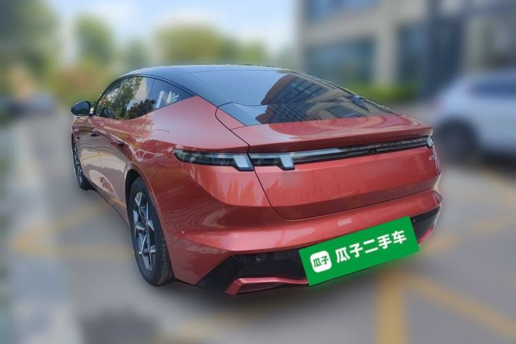 Used Lynk & Co Z10 2025 95 kWh 806 km Range Rear-Wheel Drive Advanced Driver-Assistance System Max Rear Left 45 Deg