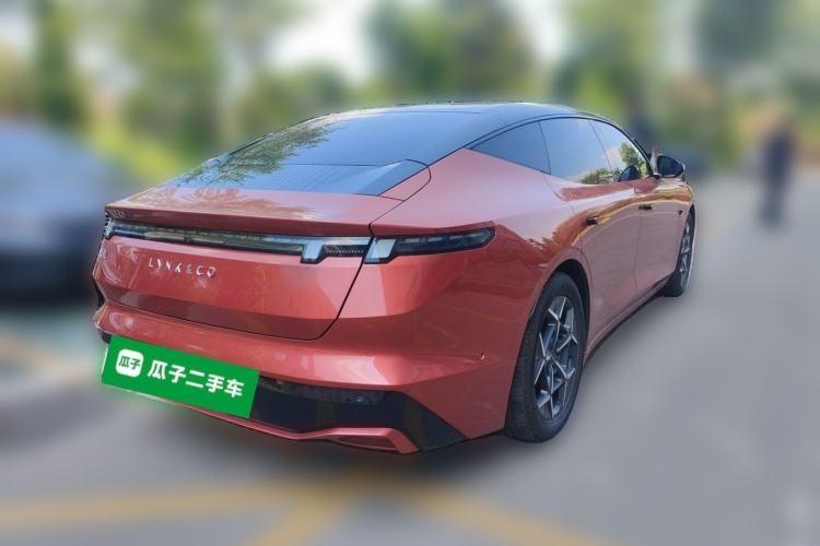 Used Lynk & Co Z10 2025 95 kWh 806 km Range Rear-Wheel Drive Advanced Driver-Assistance System Max Rear Right 45 Deg