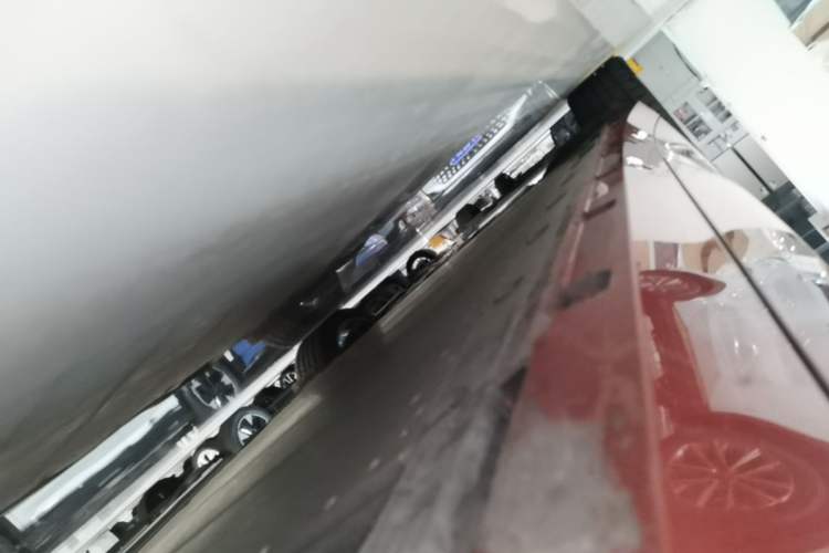 Used Lynk & Co Z10 2025 95 kWh 702 km All-Wheel Drive Intelligent Driving Ultra Right Side Sill
