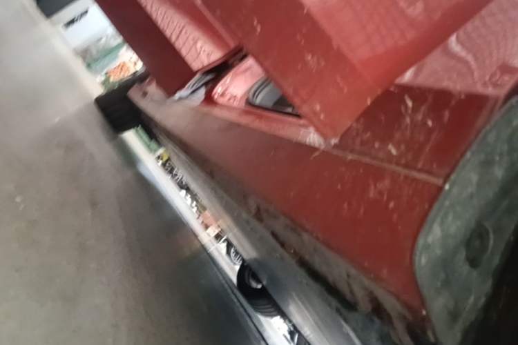 Used Lynk & Co Z10 2025 95 kWh 702 km All-Wheel Drive Intelligent Driving Ultra Right Side Sill