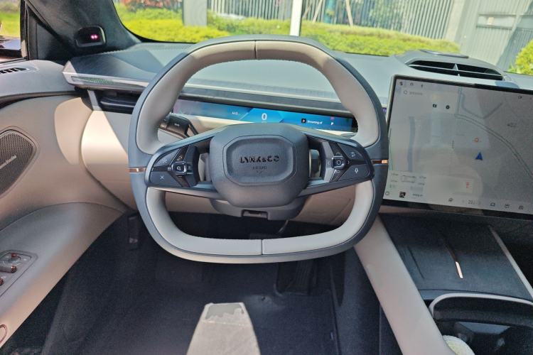 Used Lynk & Co Z10 2025 95 kWh 702 km All-Wheel Drive Intelligent Driving Ultra Steering Wheel