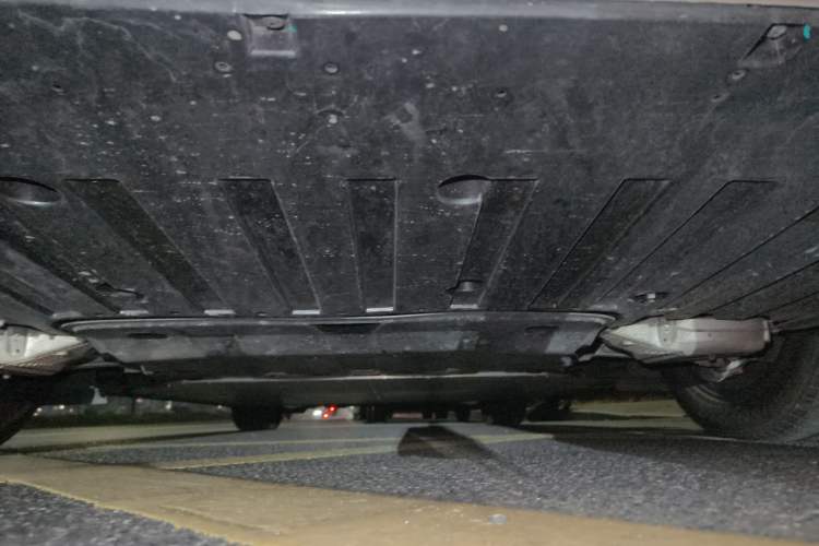 Used Lynk & Co Z10 2025 95 kWh 766 km Range Rear-Wheel Drive Max Chassis Rear