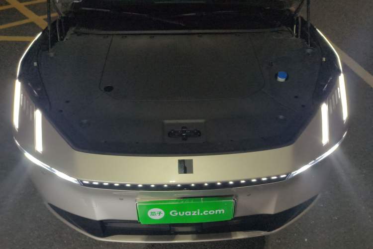 Used Lynk & Co Z10 2025 95 kWh 766 km Range Rear-Wheel Drive Max Engine Bay