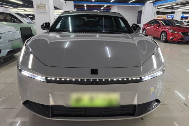 Used Lynk & Co Z10 2025 95 kWh 766 km Range Rear-Wheel Drive Max Front