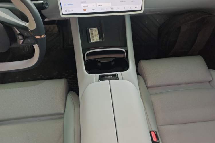 Used Lynk & Co Z10 2025 95 kWh 702 km All-Wheel Drive Intelligent Driving Ultra Gear Lever