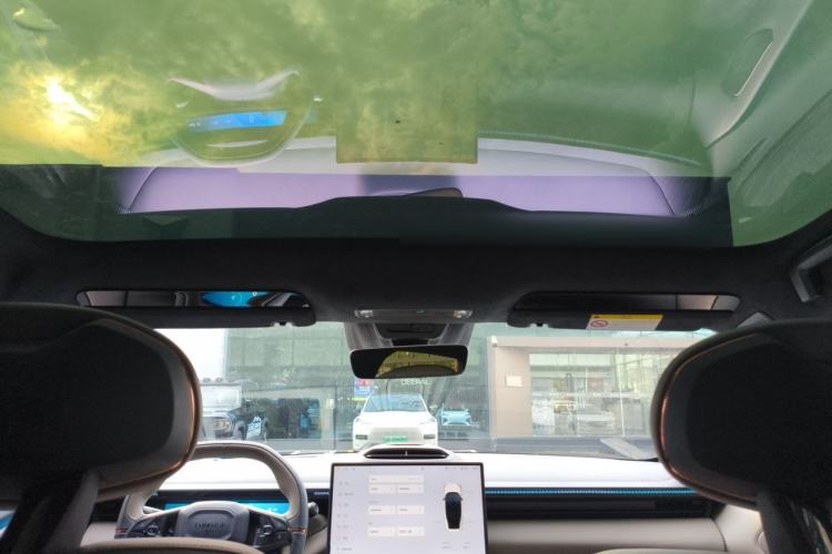 Used Lynk & Co Z10 2025 95 kWh 702 km All-Wheel Drive Intelligent Driving Ultra Headliner