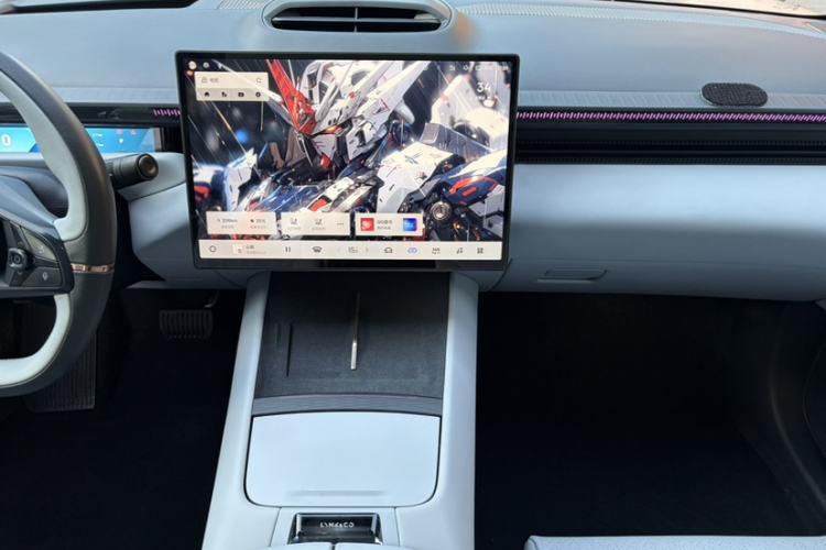 Used Lynk & Co Z10 2025 95 kWh 702 km All-Wheel Drive Intelligent Driving Ultra Interior 10