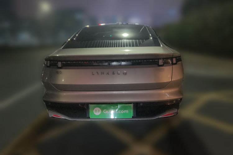 Used Lynk & Co Z10 2025 95 kWh 766 km Range Rear-Wheel Drive Max Rear