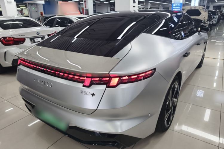 Used Lynk & Co Z10 2025 95 kWh 702 km All-Wheel Drive Intelligent Driving Ultra Rear Right 45 Deg