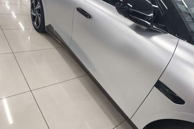 Used Lynk & Co Z10 2025 95 kWh 702 km All-Wheel Drive Intelligent Driving Ultra Right Side Sill