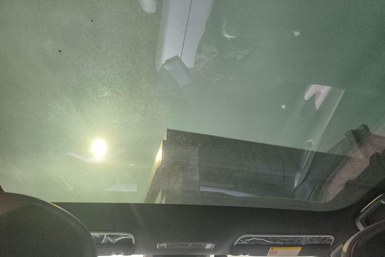 Used Lynk & Co Z10 2025 95 kWh 702 km All-Wheel-Drive Halo Headliner