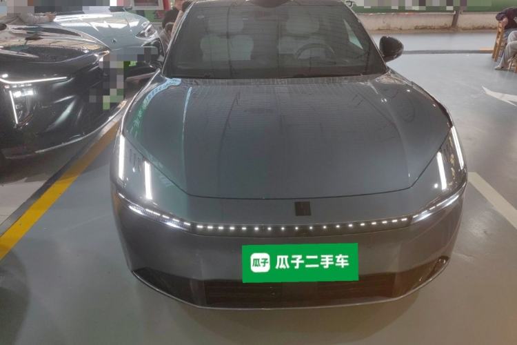 Used Lynk & Co Z10 2025 95 kWh 702 km All-Wheel-Drive Halo Exterior 1