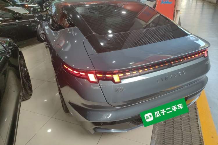 Used Lynk & Co Z10 2025 95 kWh 702 km All-Wheel-Drive Halo Exterior 3