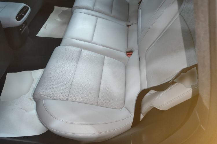 Used Lynk & Co Z10 2025 95 kWh 702 km All-Wheel-Drive Halo Interior 4