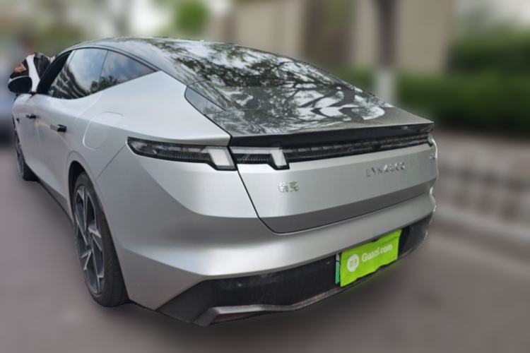 Used Lynk & Co Z10 2025 95 kWh 702 km All-Wheel-Drive Halo Rear Left 45 Deg