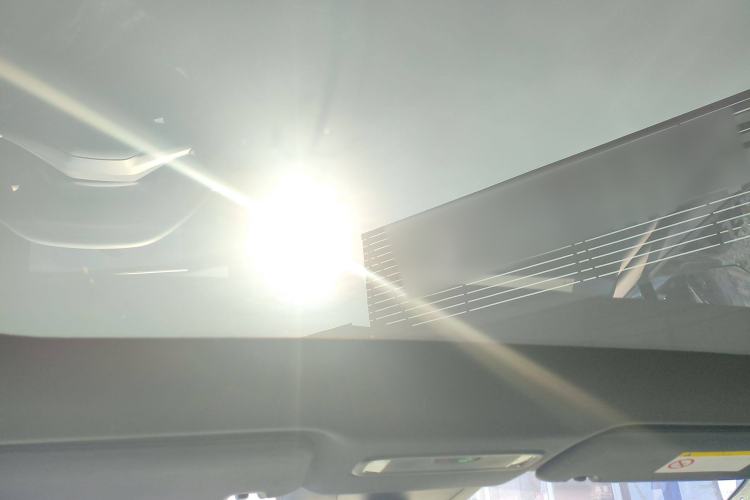 Used Lynk & Co Z20 2025 530 km Range Rear-Wheel Drive Pro Headliner
