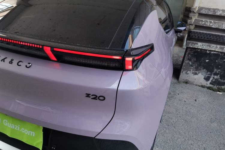 Used Lynk & Co Z20 2025 530 km Range Rear-Wheel Drive Max Exterior 6
