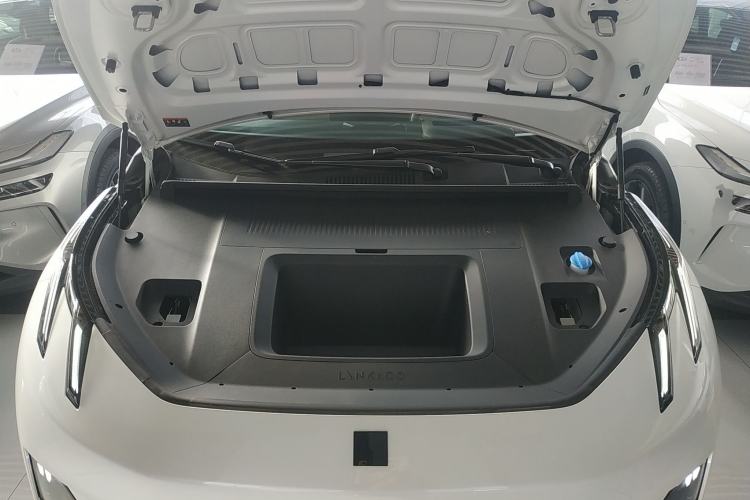 Used Lynk & Co Z20 2025 530 km Range Rear-Wheel Drive Max Engine Bay