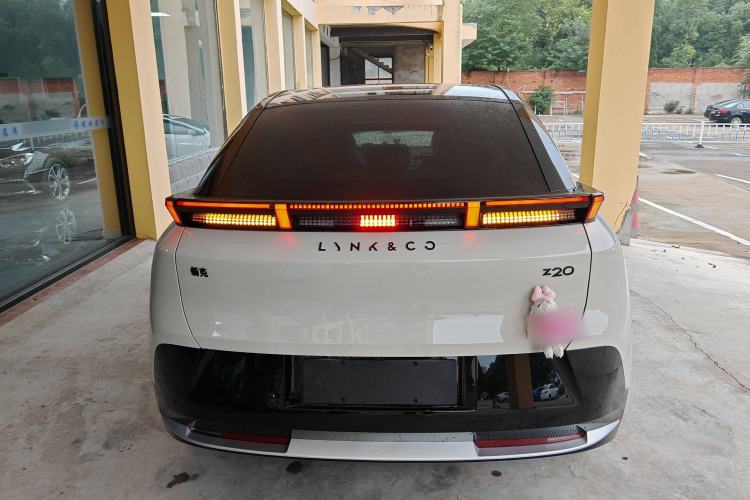 Used Lynk & Co Z20 2025 530 km Range Rear-Wheel Drive Pro Exterior 4
