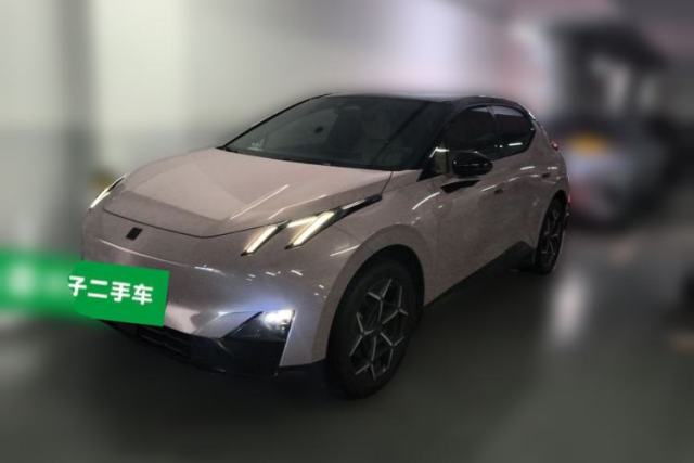 Ojetý Lynk & Co Z20 2025 530 km Range Rear-Wheel Drive Pro