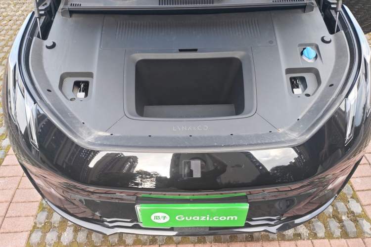 Used Lynk & Co Z20 2025 530 km Range Rear-Wheel Drive Max Engine Bay