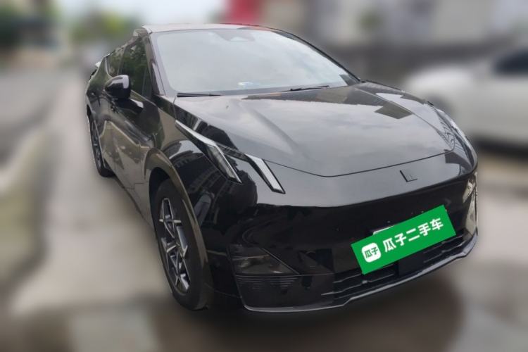 Used Lynk & Co Z20 2025 530 km Range Rear-Wheel Drive Max Front Right 45 Deg