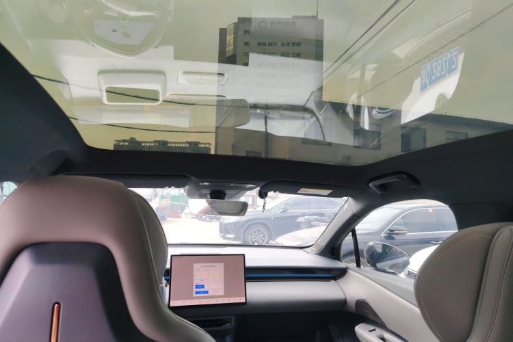 Used Lynk & Co Z20 2025 530 km Range Rear-Wheel Drive Pro Headliner