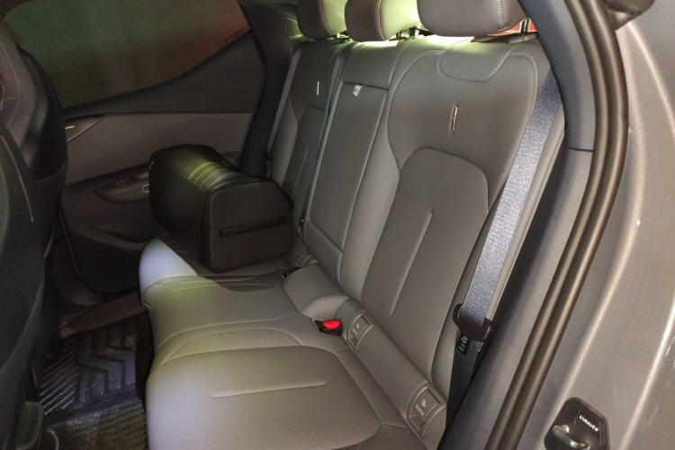 Used Lynk & Co Z20 2025 530 km Range Rear-Wheel Drive Pro Left Rear Seat