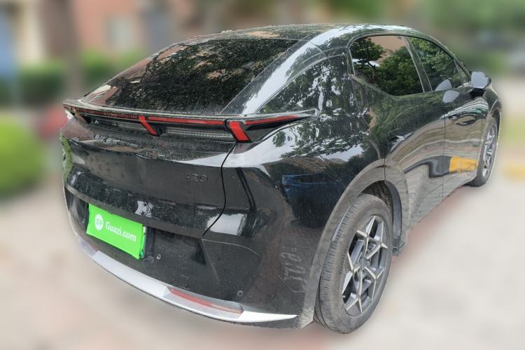 Used Lynk & Co Z20 2025 530 km Range Rear-Wheel Drive Max Rear Right 45 Deg