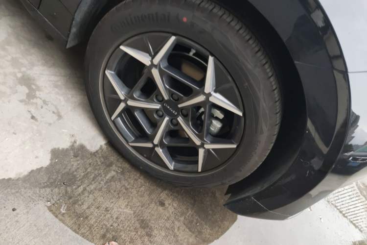 Used Lynk & Co Z20 2025 530 km Range Rear-Wheel Drive Max Right Front Wheel Hub